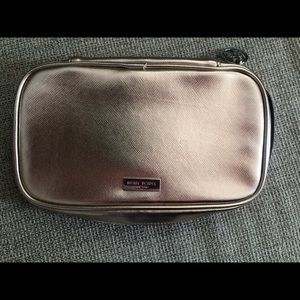 Henri Bendel jewelry case